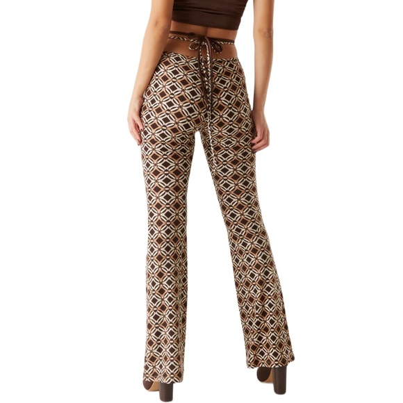 Streetwear Society crop top & flare pants, size L/XL, NWT - Picture 4 of 10